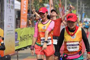 BIB: 000, 822, 42192, 46203
                            <button type="button" onclick="openModal(8249197)" class="btn btn-primary btn-sm float-right btn-popup" data-toggle="modal" data-target=".modal-high-quality">
                        <i class="fas fa-shopping-cart"></i> Add to Cart
                    </button>
                                            <button type="button" onclick="isThisMe(8249197, true)" class="btn btn-success btn-sm float-right btn-popup btn-isme hidden" data-toggle="tooltip" data-placement="bottom" title="นี่คือรูปของคุณใช่ไหม คลิกที่นี่เพื่อเอาเข้าอัลบั้ม">
                        <i class="fas fa-plus"></i> Add to album
                    </button>
                    <button type="button" onclick="isThisMe(8249197, false)" class="btn btn-warning btn-sm float-right btn-popup btn-isnotme hidden">
                        <i class="fas fa-ban"></i> Remove from album
                    </button>